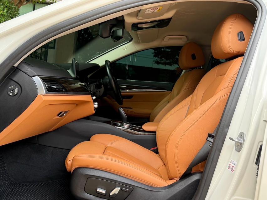2021 BMW 530e G30 รถมือเดียวออกป้ายแดง รถวิ่งน้อยเพียง 74,000 กม รถเข้าศูนย์ทุกระยะ ไม่เคยมีอุบัติเหตุครับ 13