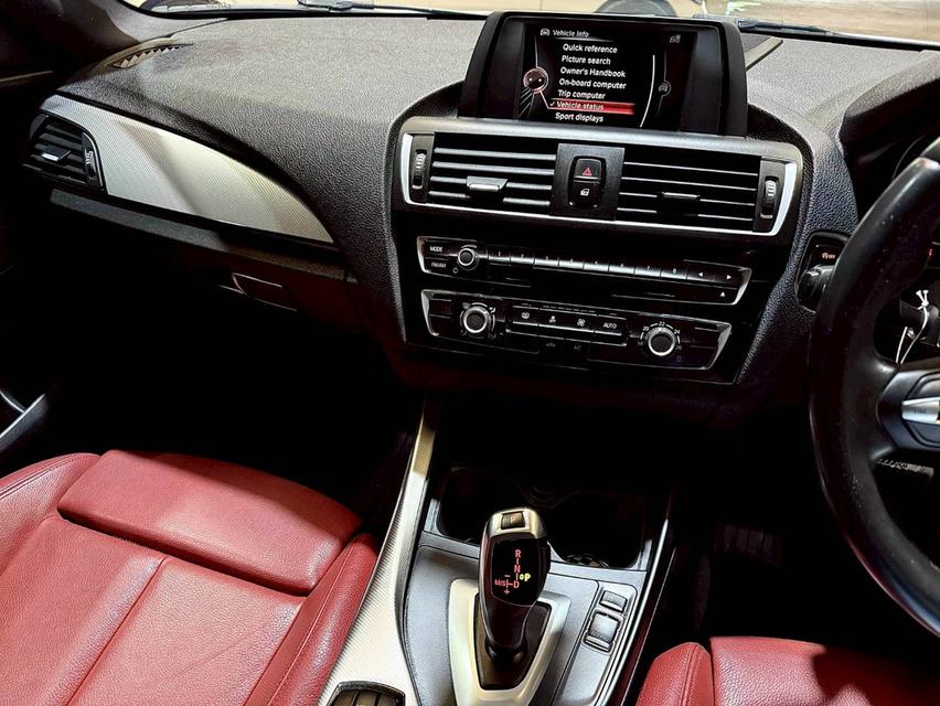 BMW 118i M-Sport LCI (F20) ปี 2016 รูปที่ 8