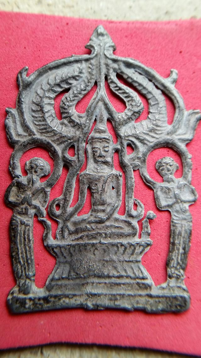 พระปรุหนัง กรุวัดมหาธาตุ จ.พระนครศรีอยุธยาเนื้อชินเงิน