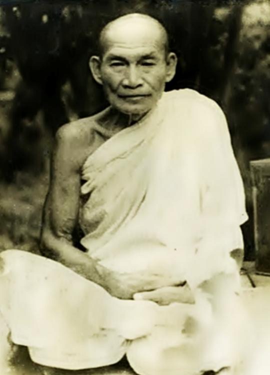 แหวนลงยาสีนํ้าเงินหลวงพ่อเคลือบ สาวรธัมโม  ปี2515  วัดทัพทัน จ.อุทัยธานีแหวนหลวงพ่อเคลือบสวยเดิม 3