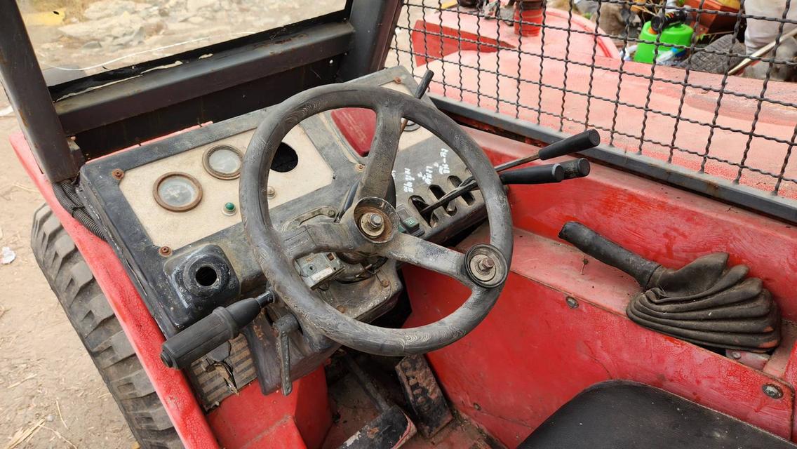 าย รถยก โฟล์คลืฟต์ บูมยื่น Manitou ยกได้ 2 ตัน เกียร์ออโต้ เสาสูง 4.5 เมตร งากระดก เก่านอกแท้