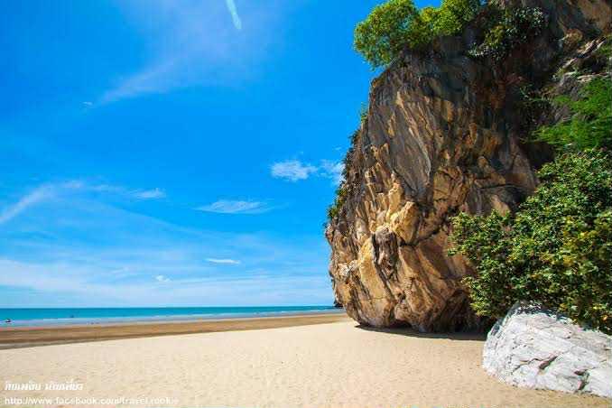 ทาวเฮ้าใกล้ทะเล เขากะโหลก ปราณบุรี 200 เมตร  5