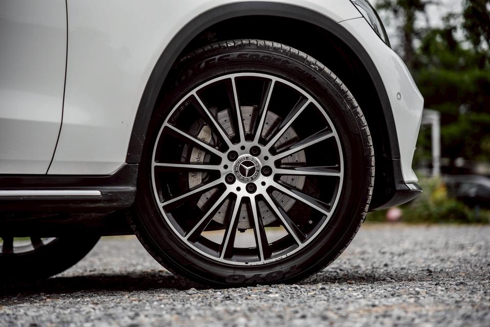 รหัสรถ CBL6117 Mercedes-Benz GLC250 4Matic Coupe 2.0 AMG AT 2019 7