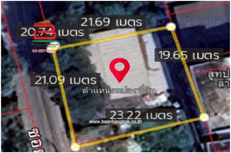 ที่ดินพร้อมสิ่งปลูกสร้าง ซอยลาดปลาเค้า 34 เนื้อที่ 104 ตรว. ใกล้ปั้มปตท.สาขาเกษตร-นวมินทร์ ถนนประเสริฐมนูกิจ แขวงจรเข้บัว เขตบางกะปิ กรุงเทพฯ 11