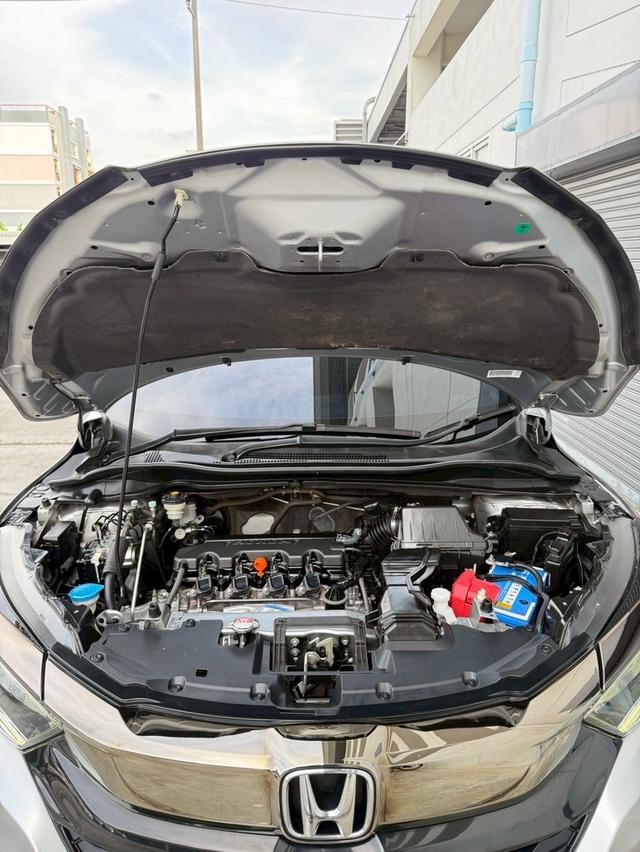  HONDA HRV 1.8RS TOP 2018 สีเทา MINOR CHANGE มือเดียว เข้าศูนย์ทุกระยะ 17
