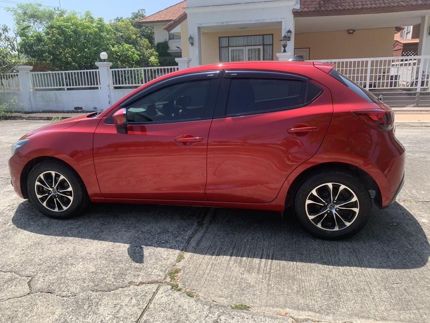 Mazda 2 ปี 2016 ไมล์ 64000 รถไม่เคยชนหนัก ไม่น้ำท่วม รูปที่ 12