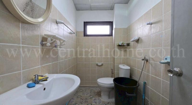 ทาวน์เฮ้าส์ เจริญทรัพย์ เทพารักษ์ รีโนเวทต่อเติมแล้ว พร้อมเข้าอยู่ ราคาถูก 12