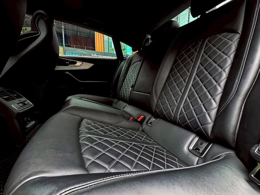 รหัสรถ LG53 "Audi A5 45 TFSI quattro S-Line Black Edition"   ปี 2020 9