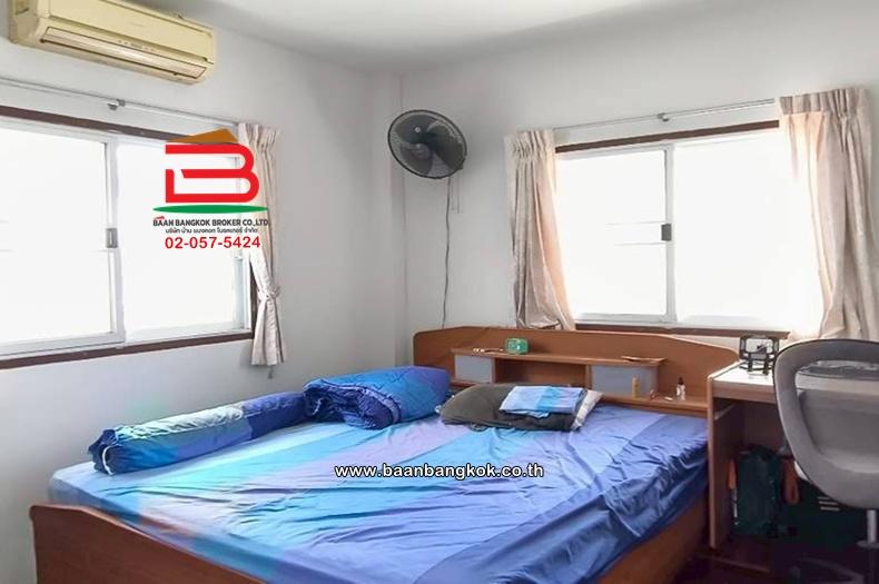 บ้านเดี่ยว 2 ชั้น เนื้อที่ 99 ตร.ว. ซอยรังสิต-นครนายก 26 ใกล้ฟิวเจอร์พาร์ครังสิต ถนนรังสิต-นครนายก ตำบลประชาธิปัตย์ อำเภอธัญบุรี ปทุมธานี 10