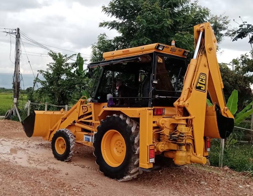 รถตักหน้า / ขุดหลัง JCB มือสอง  สภาพดีพร้อมใช้งาน รูปที่ 2
