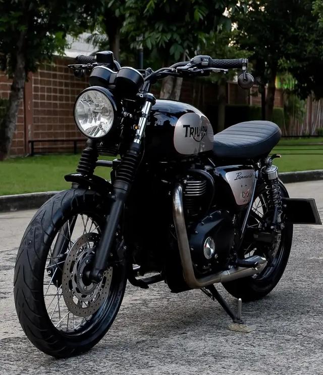 มอเตอร์ไซค์สวยๆราคาดี Triumph Bonneville T120