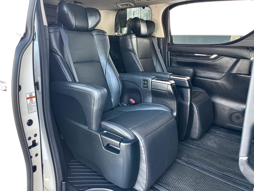 ขายToyota Alphard 2.5SC ปี21