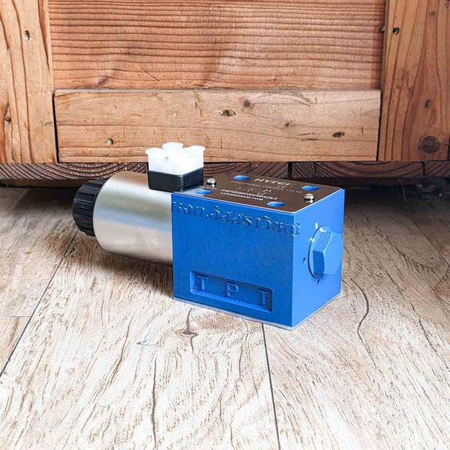 โซลินอยด์วาล์วไฮดรอลิค HYTEK 4WE10 Series รูปที่ 3