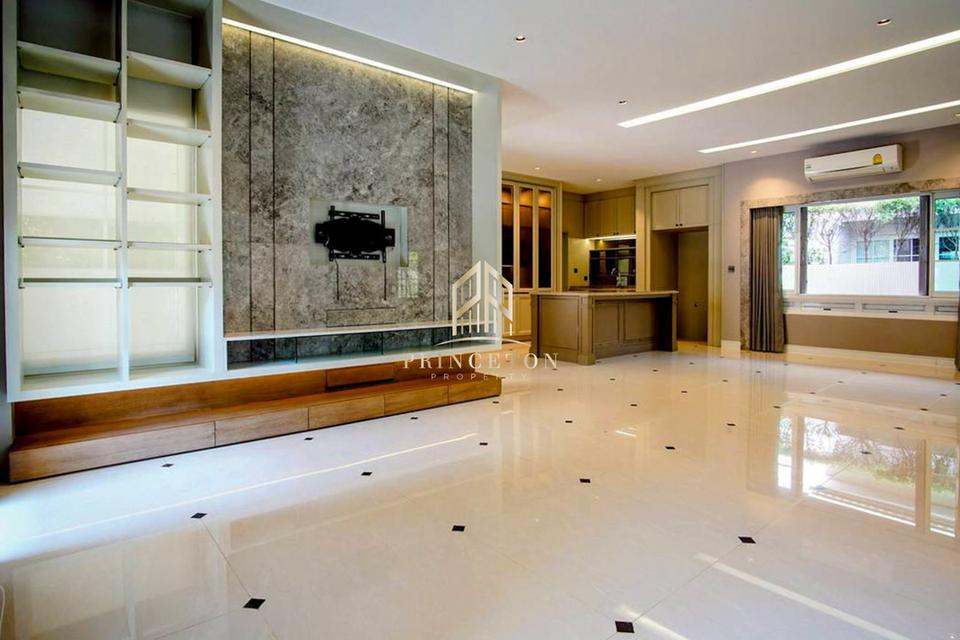 House For Sale or Rent Nantawan Bangna KM.7 5