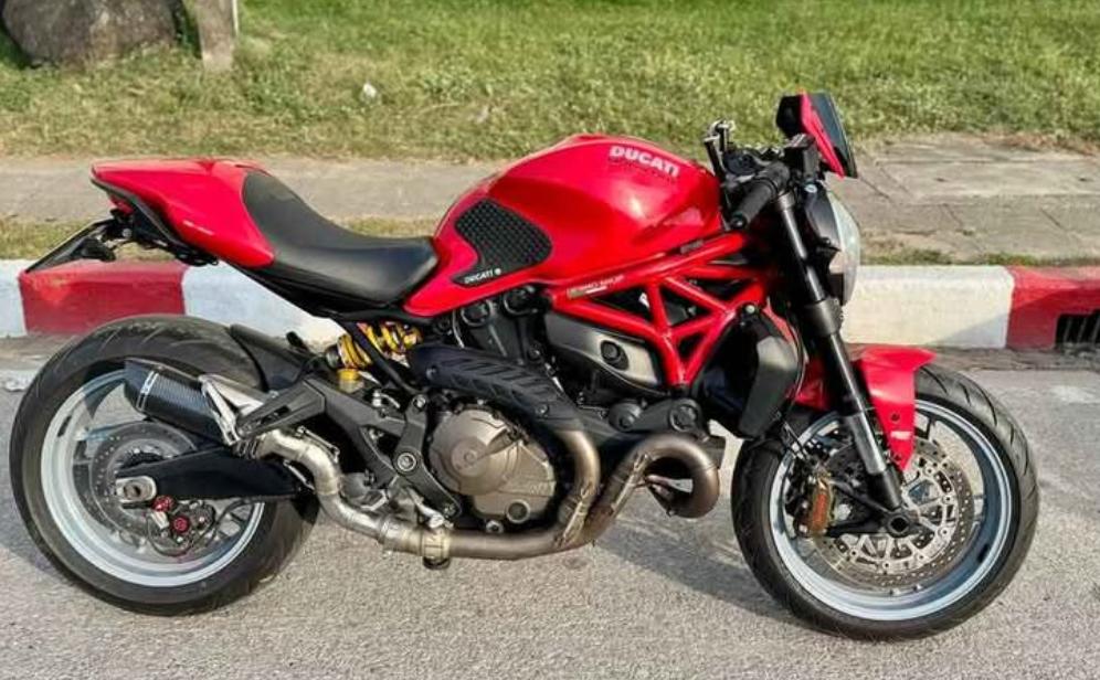 Ducati Monster 821 ปี 2015