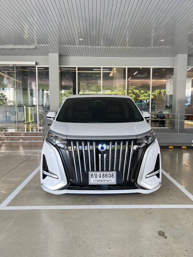 Denza D9 2024 รถบ้าน เจ้าของขายเอง ไมค์ 19XXX รูปที่ 2