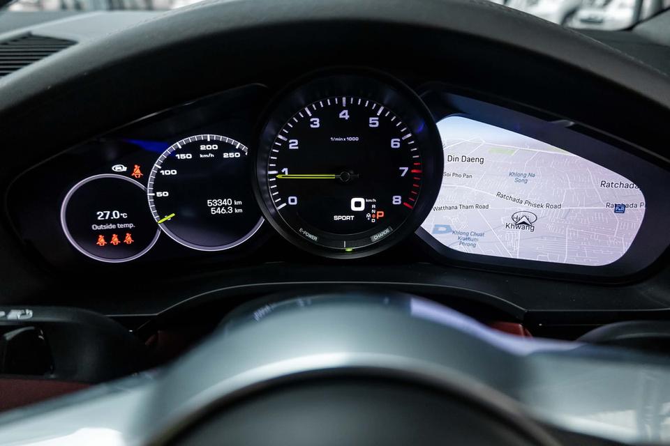 Cayenne Coupe Platinum Edition 12
