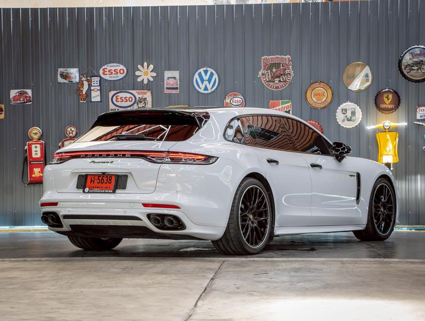 PORSCHE PANAMERA 2.9 4E-HYBRID SPORT TURISMO 2022 สีเดิมๆทั้งคัน ไม่เคยชน