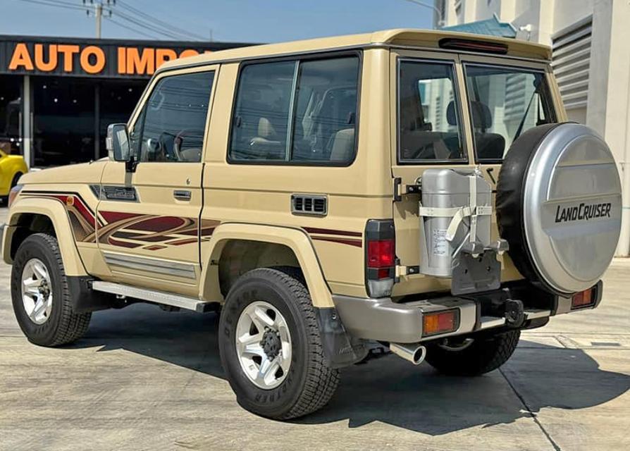 ขาย Toyota Land Cruiser 