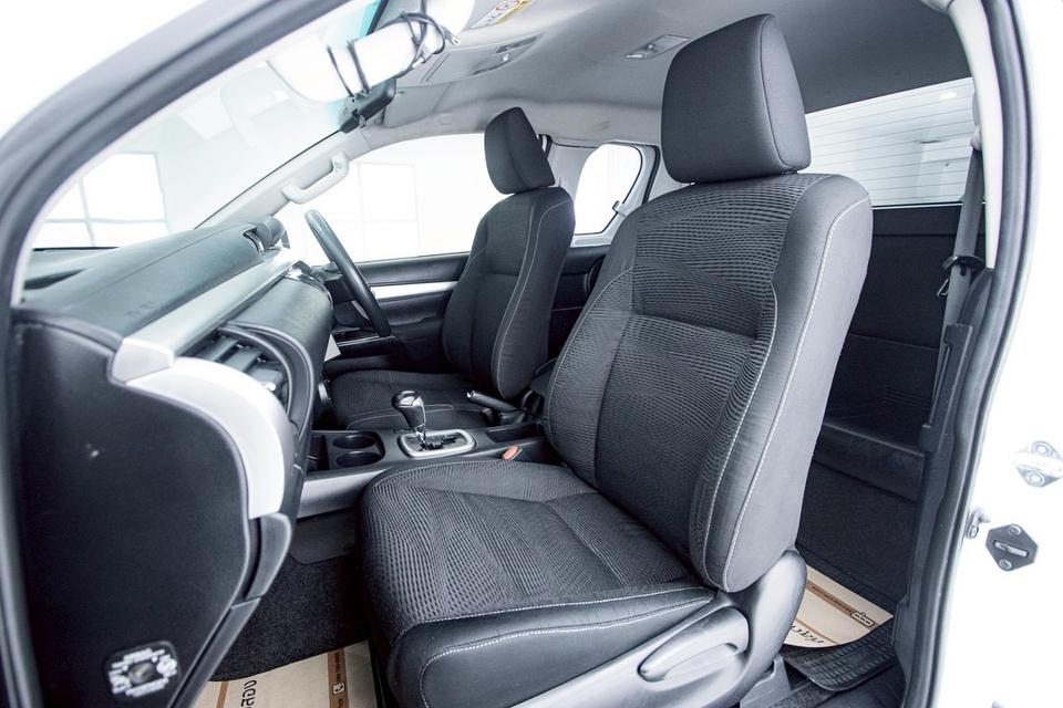 รหัสรถ 1D366 REVO 2.4 E PRERUNNER SMARTCAB 2019