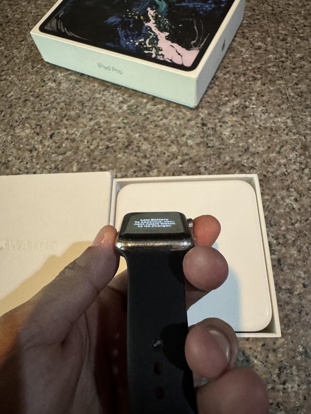 ขายApple Watch Stanless Steel ของหายากยกกล่องสวยๆใช้งานดีถูกๆๆ 4