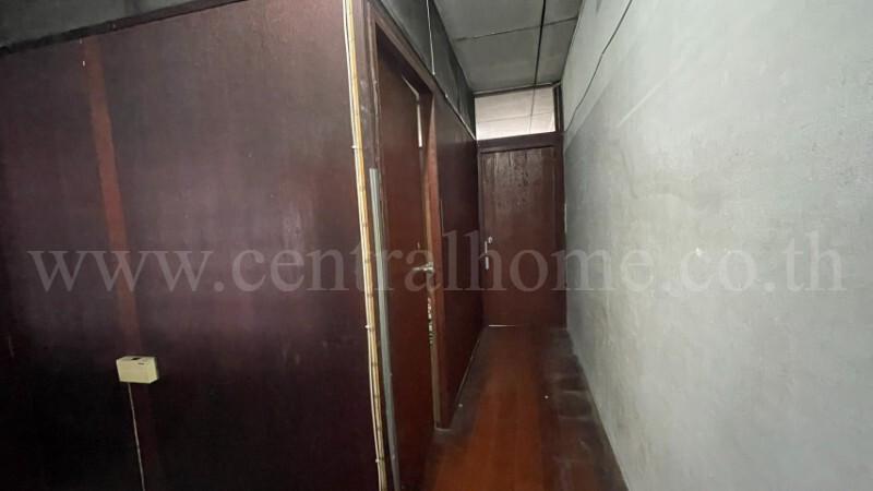 ทาวน์เฮ้าส์ ซอยจรัญสนิทวงศ์ 25 ทำเลดี อยู่ต้นซอย ติดถนนจรัญสนิทวงศ์ 19