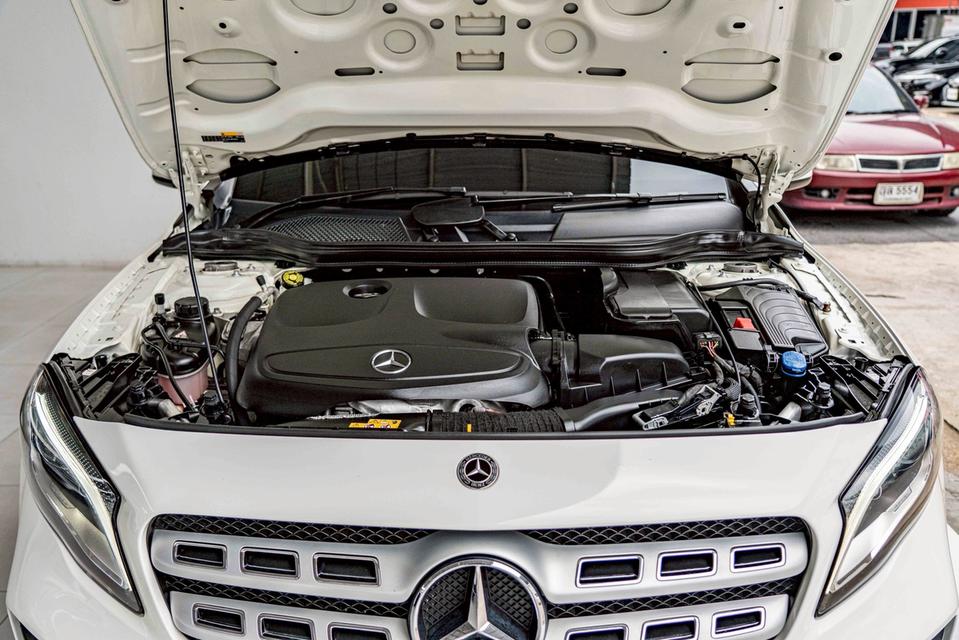 รหัสรถ NP119 BENZ GLA250 AMG FACELIFT 2019 17
