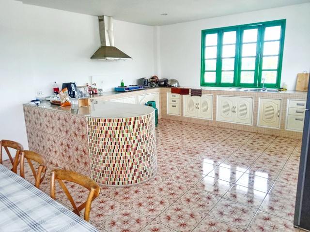 รร.อนุบาลบ้านแม่น้ำคู้ 2.8 กม 2ไร่ นิคมอุตสาหกรรม WHA4 3.6กม. ขาย-ให้เช่าโรงงาน 2,012 ตร.ม. ตลาดแยกพวงมาลัย 1.9 กม. 2ชั้ 7