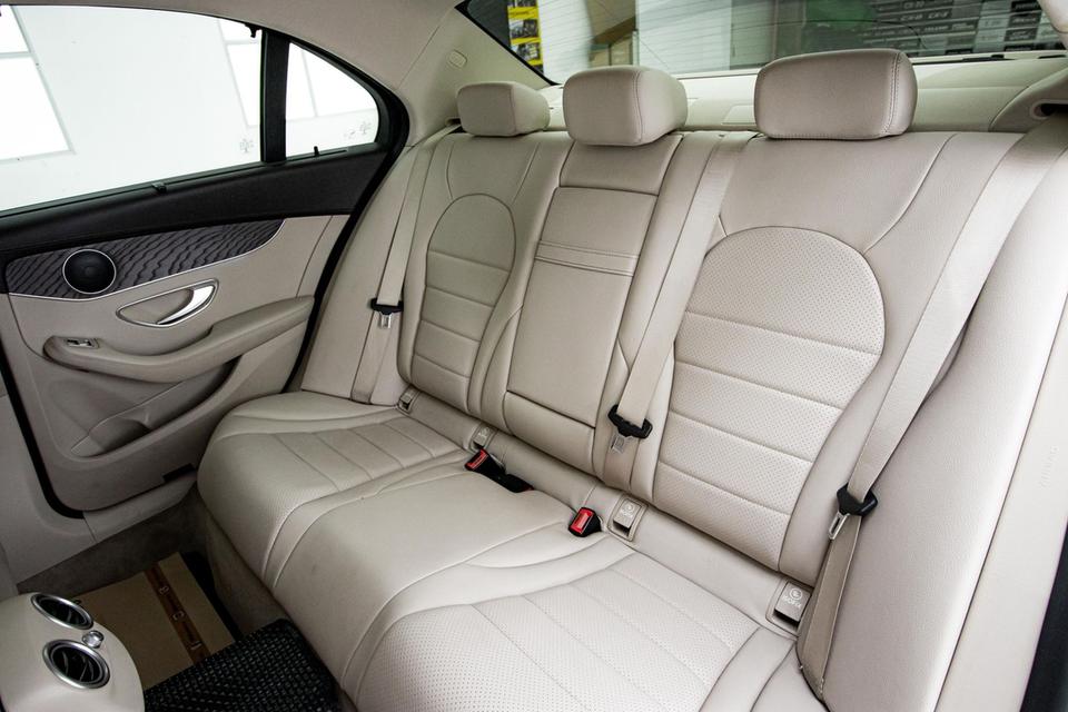รหัสรถ 1D042 🚘 BENZ C350e 2.0 EXCLUSIVE ปี 2019 6