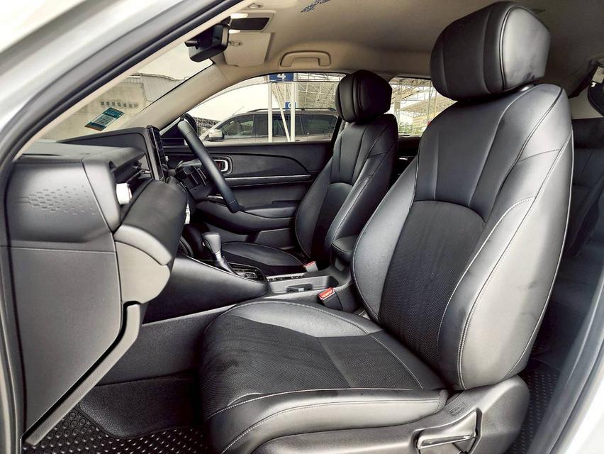 ขาย Honda HRV1.5e:hev EL ปี23 13