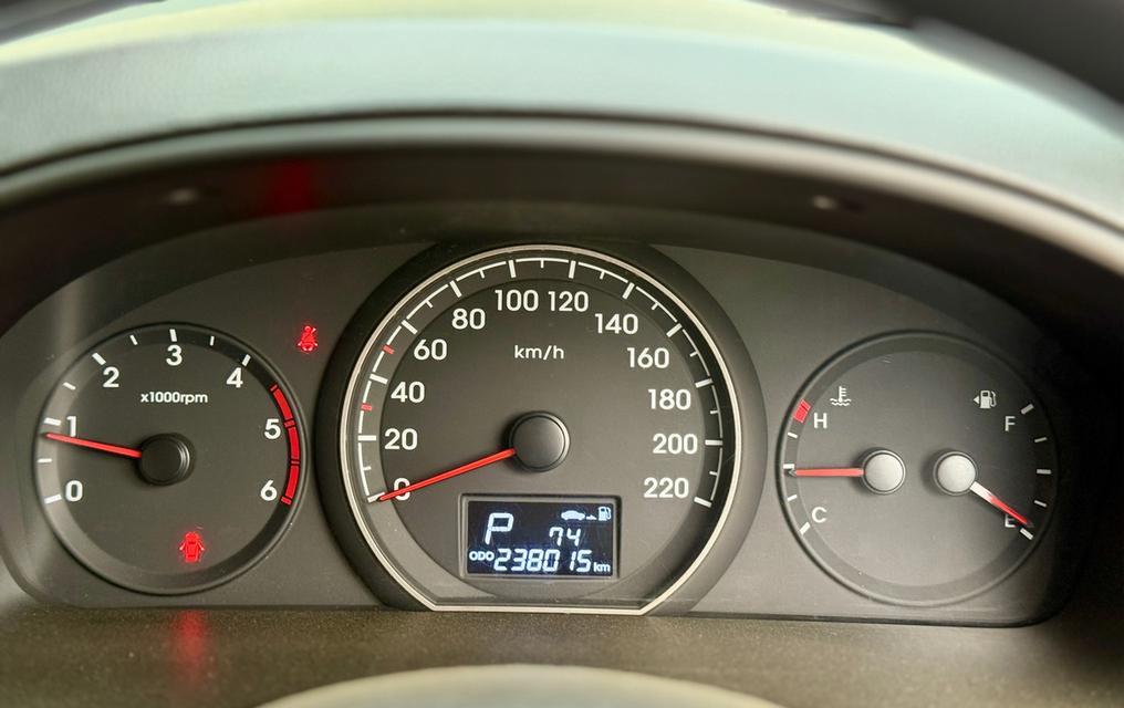 HYUNDAI H1 ELITE  2019   16