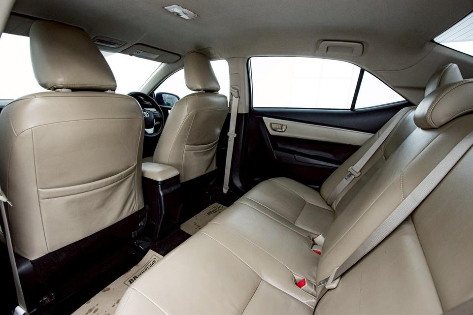 รหัสรถ 1D192 ALTIS 1.8 E  2016 7