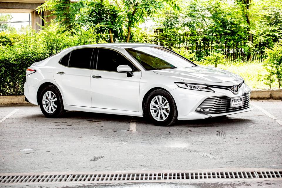 ขาย Toyota Camry 2.0G ปี19