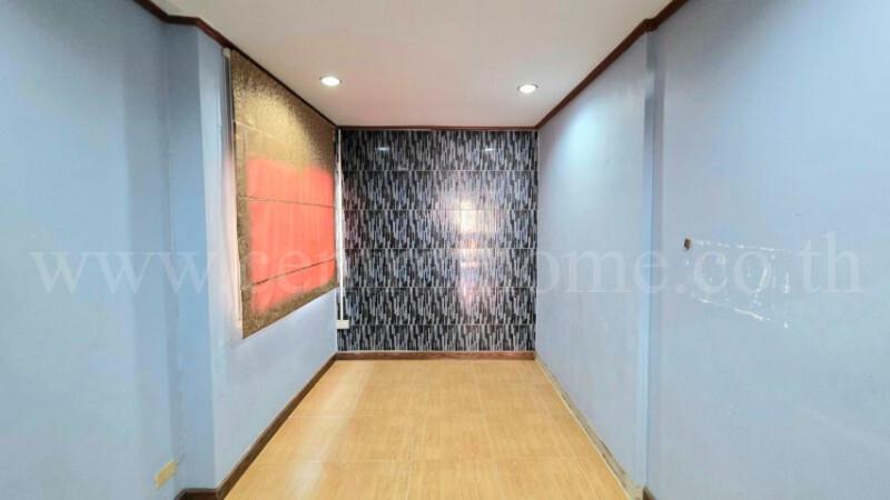 ทาวน์โฮม สวีท โฮมปาร์ค - บางบัวทอง รีโนเวทใหม่ ราคาถูก 17