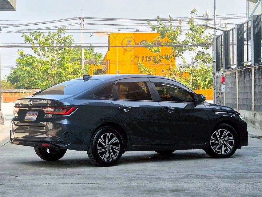 Toyota Yaris Ativ 1.2Smart ปี24