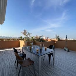 For RENT - Rare family duplex penthouse w/ magic view & top-floor fresh air. 266sqm on 19th-20th floors 2