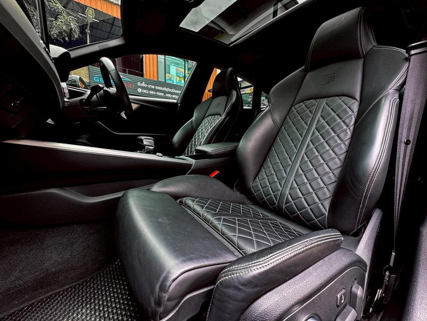 รหัสรถ LG53 "Audi A5 45 TFSI quattro S-Line Black Edition"   ปี 2020 10