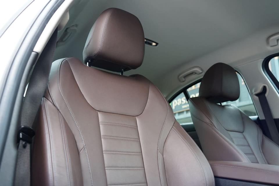 320d Limousine RHD 7