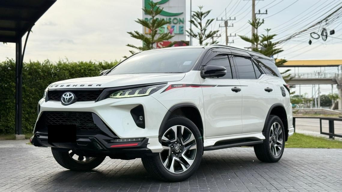 Toyota Fortuner 2.4 LEGENDER 2WD AT 2022