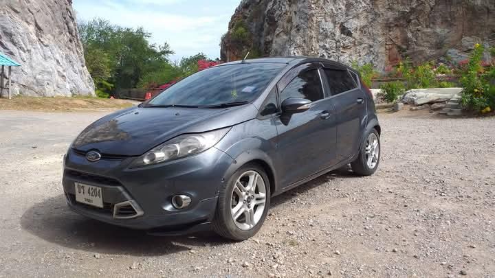 Ford Fiesta ขาย 4