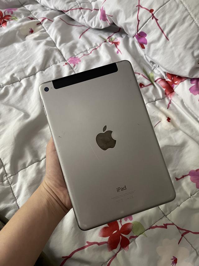 ipad mini4 128gb. 4