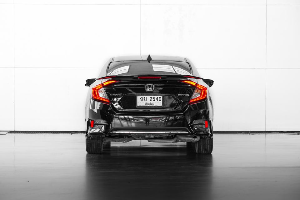 2019 HONDA CIVIC FC 1.8 EL i-VTEC สีดำ เลขไมล์ 89281 กม. 6