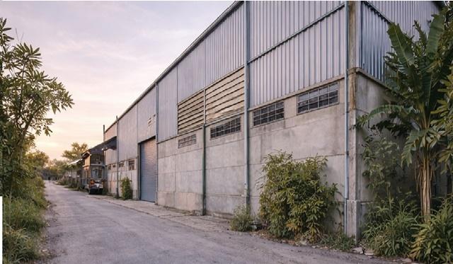 เซ็นทรัล พระราม 2 5 กม. บางกระดี่ 4-10 รพ.พระราม 2 2.8กม. โกดังให้เช่าใหญ่ ออฟฟิศติดแอร์ 104 ตร.วา. 416 ตร.ม.1นอน 1