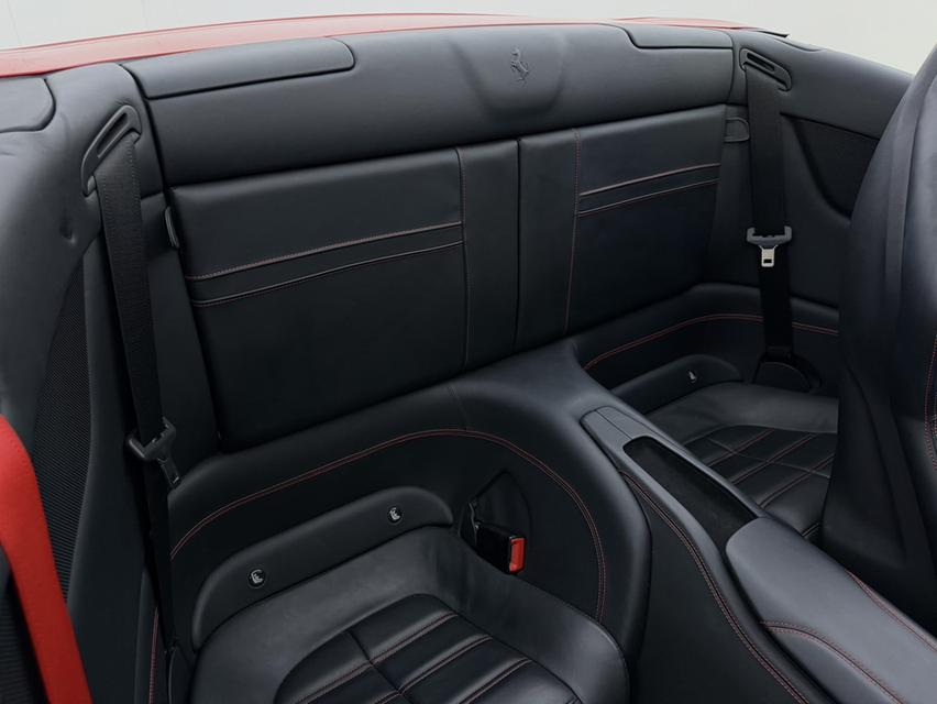 Ferrari California T ปี 2016 11