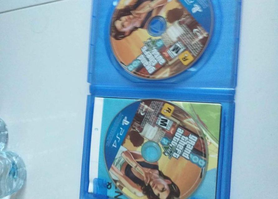 ขายแผ่นเกมส์ Gta V 4