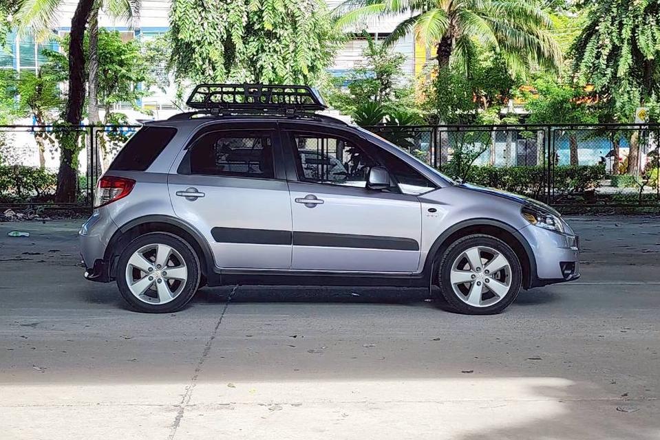 Suzuki SX4 X-Over 1.6 Hatchback AT ปี 2011 เบนซิน เกียร์ออโต้ 3