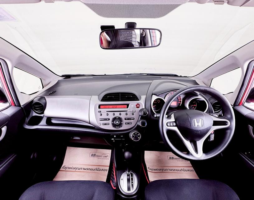 HONDA JAZZ GE 1.5 SV 2013  7