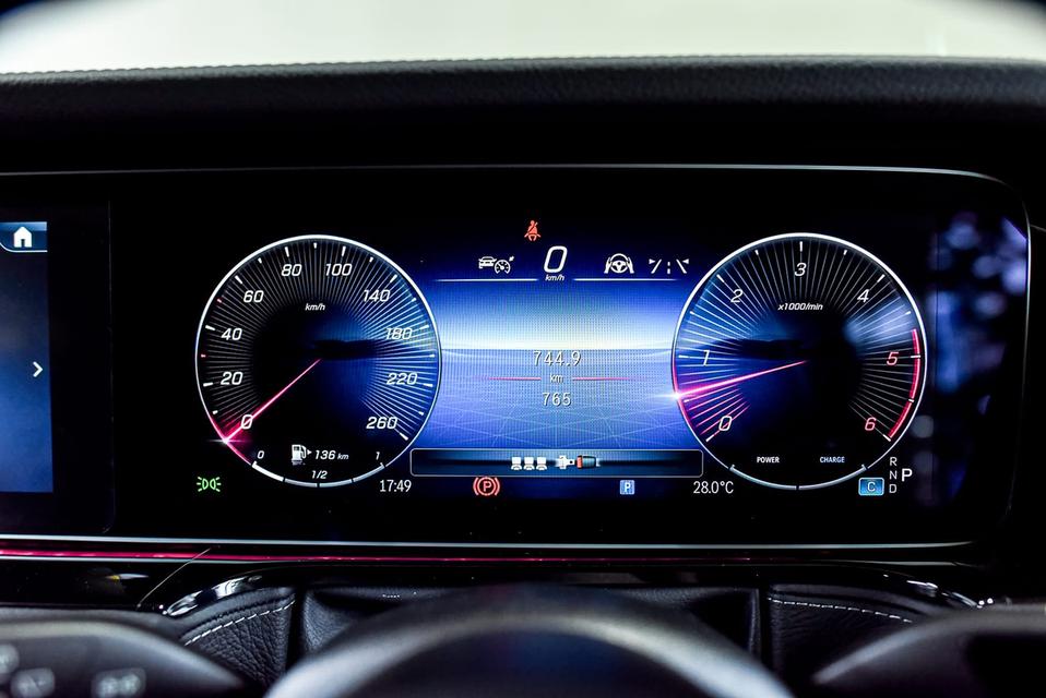 Mercedes-Benz G450d AMG 2026 สีดำ วิ่ง 700 KM. รถใหม่ยังไม่จดทะเบียน รูปที่ 13