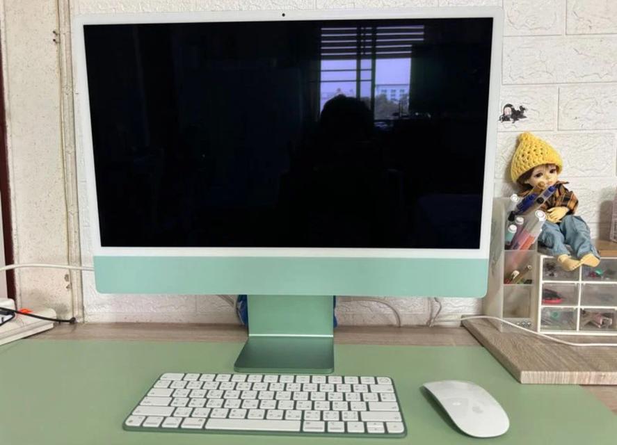 iMac สีเขียวมิ้นท์น่ารักมาก 2