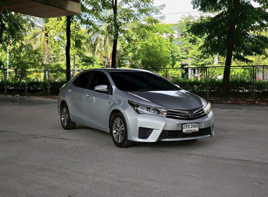 Toyota Corolla Altis 1.8 E Auto ปี 2014 จดปี 2015